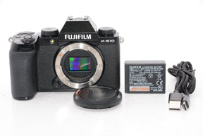 【オススメ】FUJIFILM ミラーレスデジタルカメラ X-S10 ボディ F X-S10 ブラック