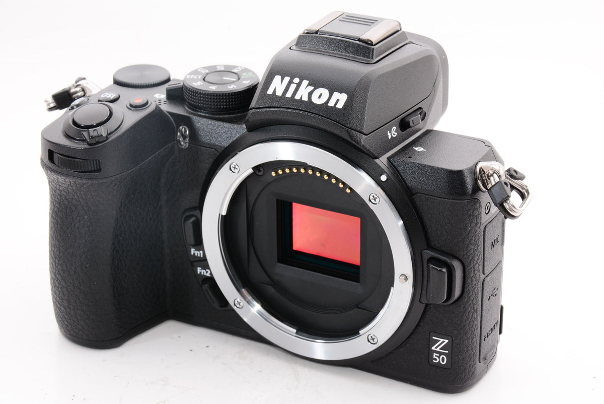 【ほぼ新品】Nikon ミラーレス一眼カメラ Z50 レンズキット NIKKOR Z DX 16-50mm f/3.5-6.3 VR付属 Z50LK16-50 ブラック