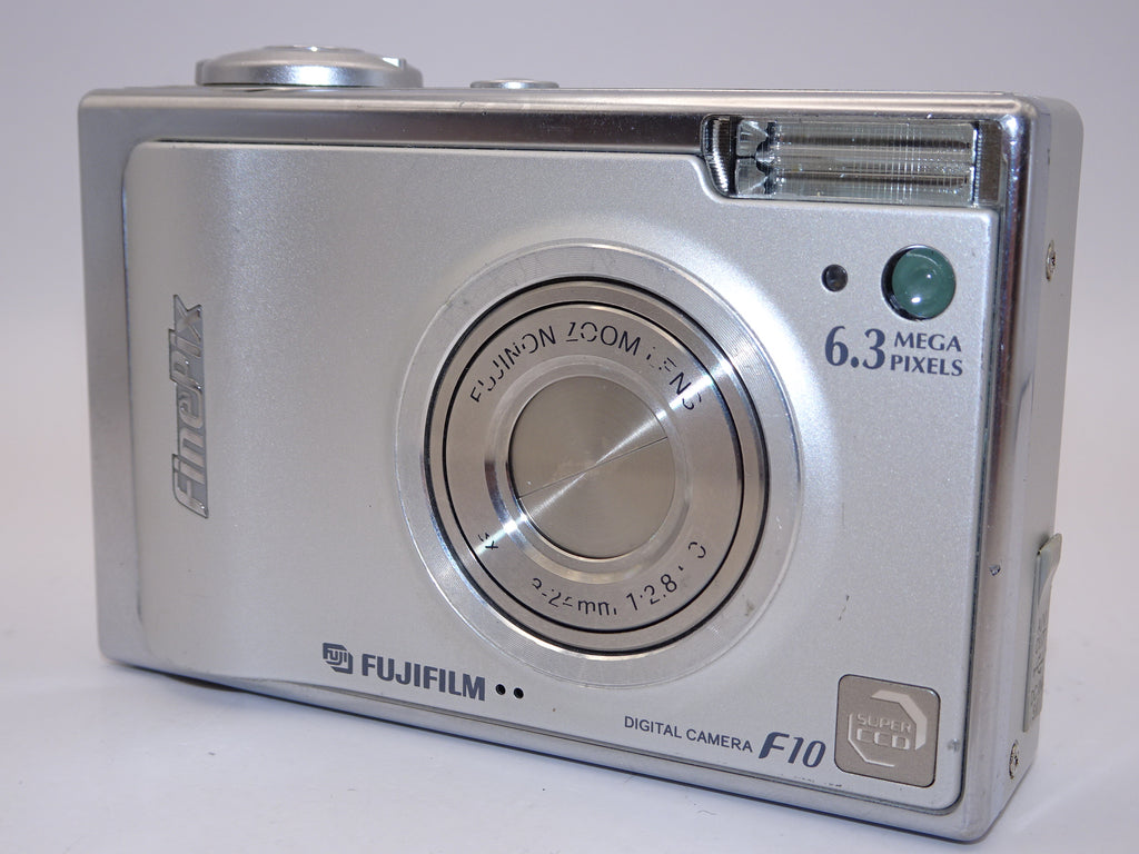 外観特上級】FUJIFILM FinePix F10 デジタルカメラ