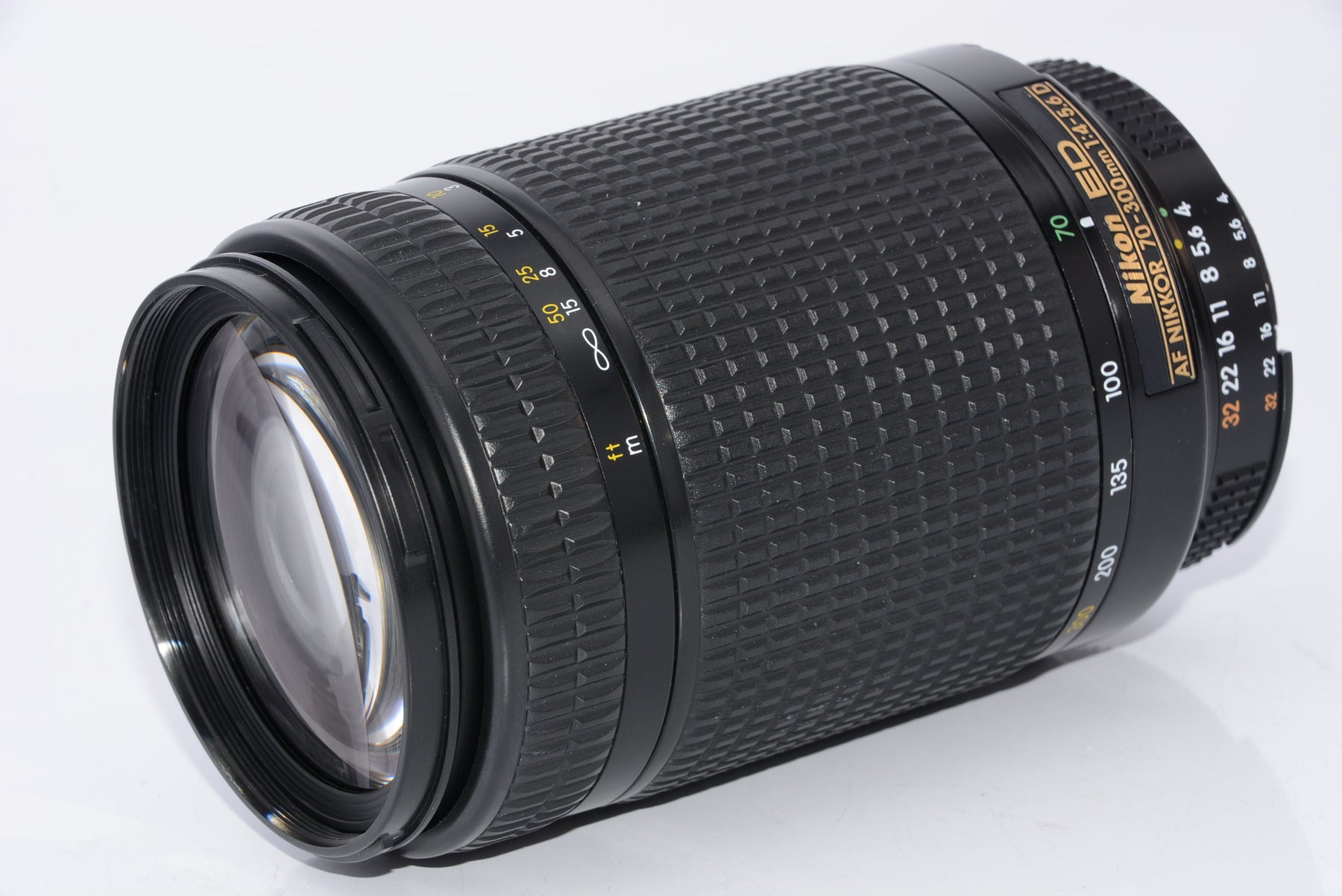 【外観特上級】Nikon 70 – 300 mm f / 4 – 5.6d Ed Nikkor SLRカメラオートフォーカスレンズ