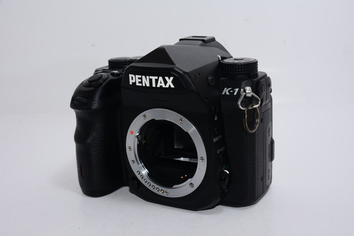 【オススメ】PENTAX デジタル一眼レフ K-1 ボディ 5軸5段手ぶれ補正 ローパスセレクター フルサイズフォーマット 19570