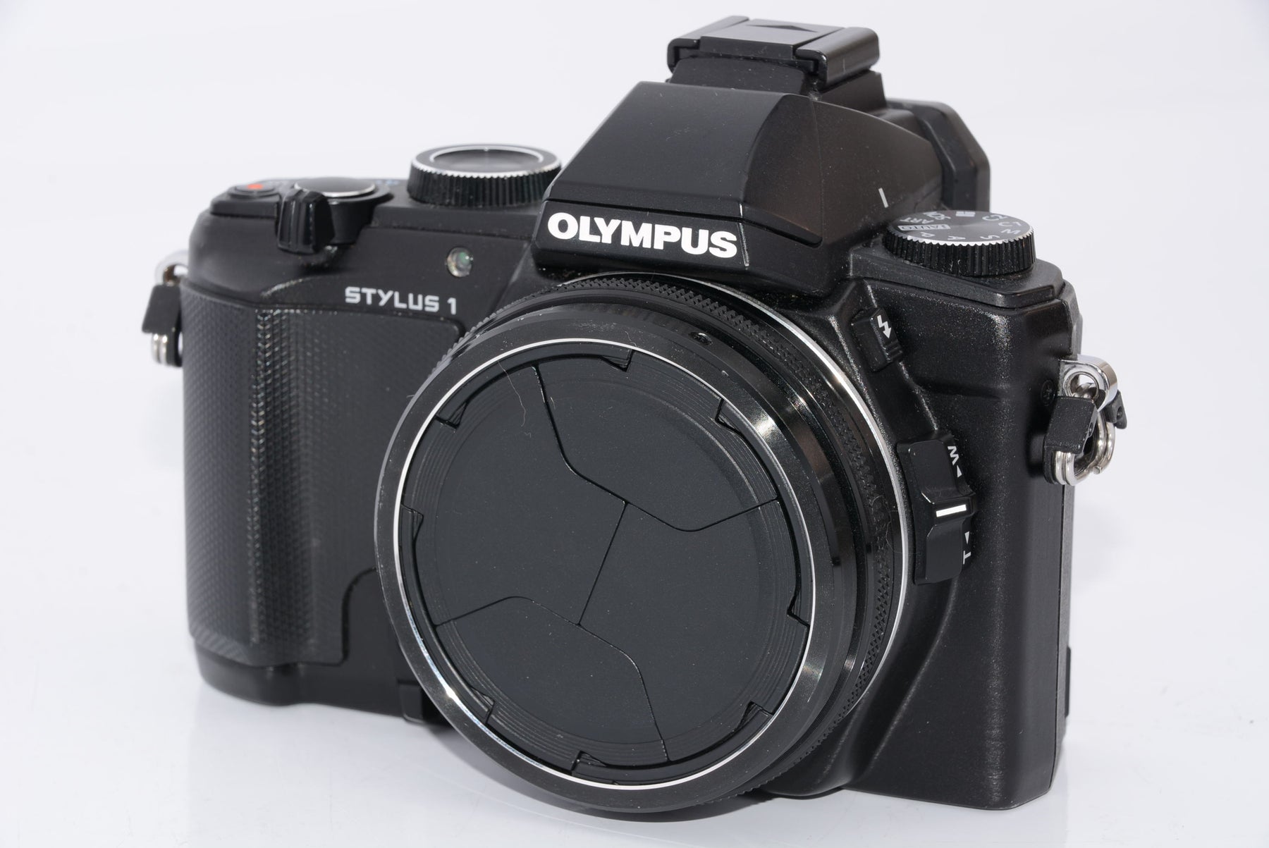 【外観特上級】OLYMPUS デジタルカメラ STYLUS 1 28-300mm 全域F2.8 光学10.7倍ズーム ブラック STYLUS-1 BLK