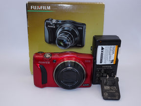 【外観特上級】FUJIFILM  FinePix F800EXR レッド