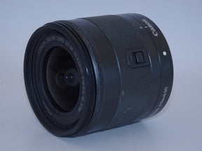 【外観並級】Canon 超広角ズームレンズ EF-M11-22mm F4-5.6IS STM