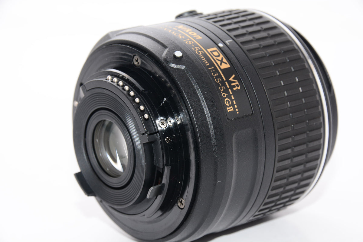 【外観特上級】Nikon 標準ズームレンズ AF-S DX NIKKOR 18-55mm f/3.5-5.6G VR II ニコンDXフォーマット専用