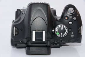 【外観特上級】Nikon デジタル一眼レフカメラ D5100 ボディ