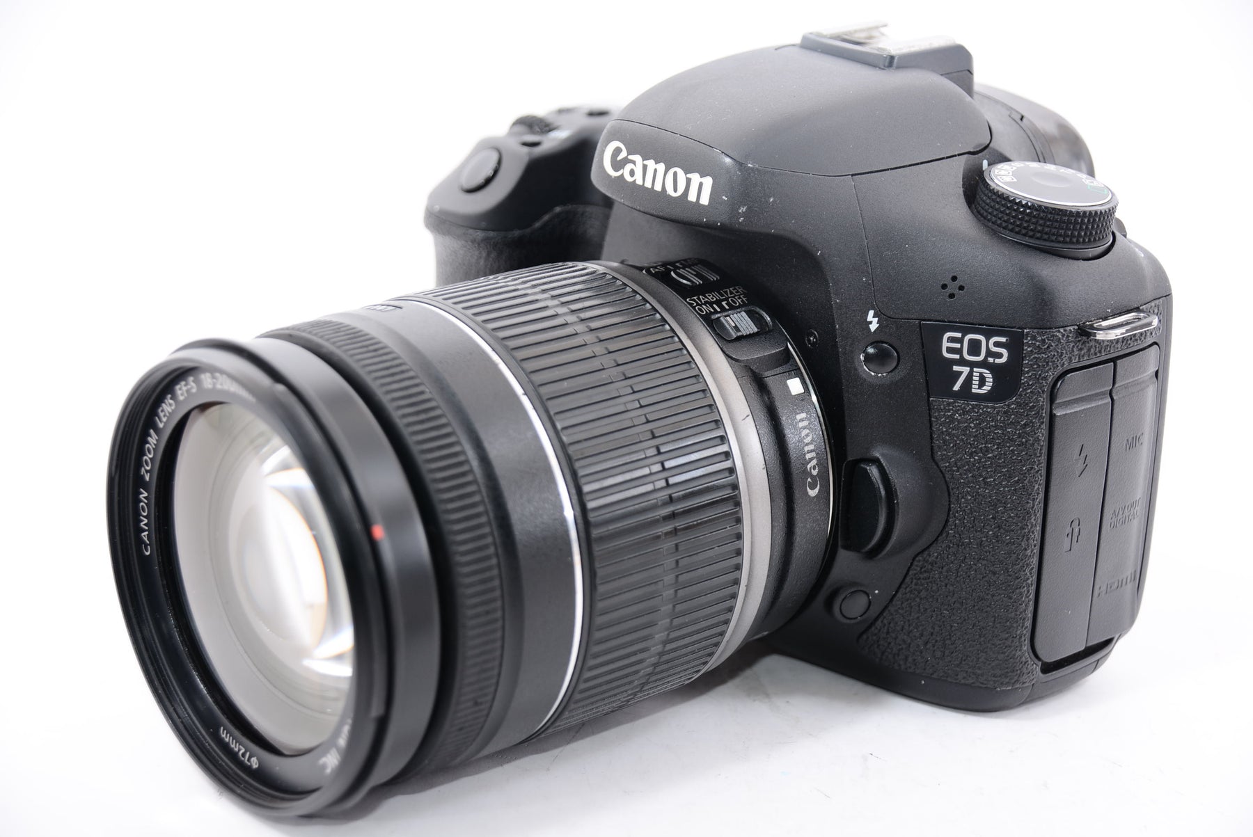 【オススメ】Canon デジタル一眼レフカメラ EOS 7D レンズキット EF-S18-200mm F3.5-5.6 IS  EOS7D18200ISLK