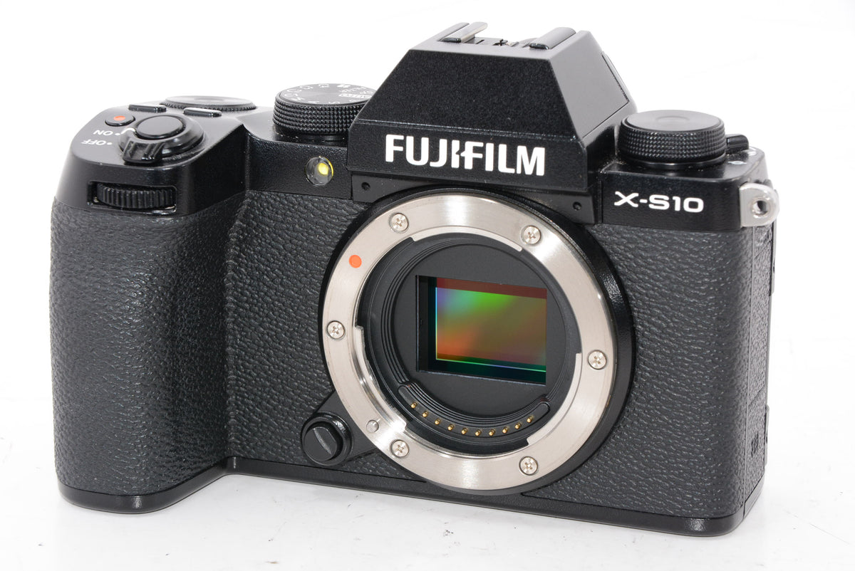 【オススメ】FUJIFILM ミラーレスデジタルカメラ X-S10 ボディ F X-S10 ブラック