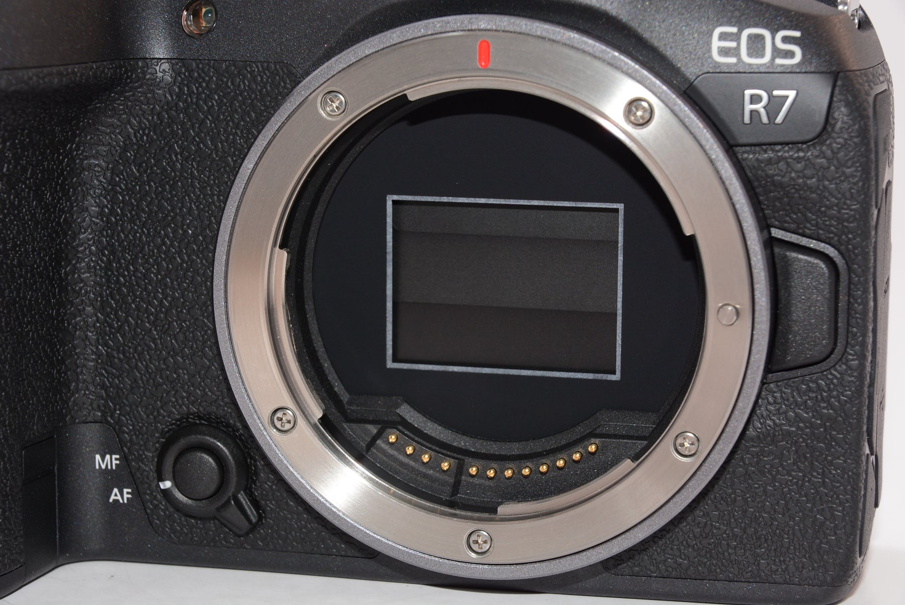 外観特上級】キヤノン EOS R7 ボディ