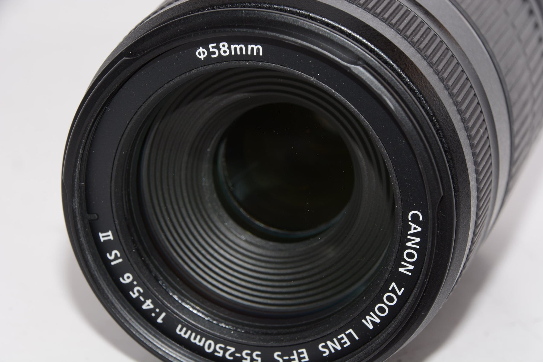 【外観特上級】Canon 望遠ズームレンズ EF-S55-250mm F4-5.6 IS II