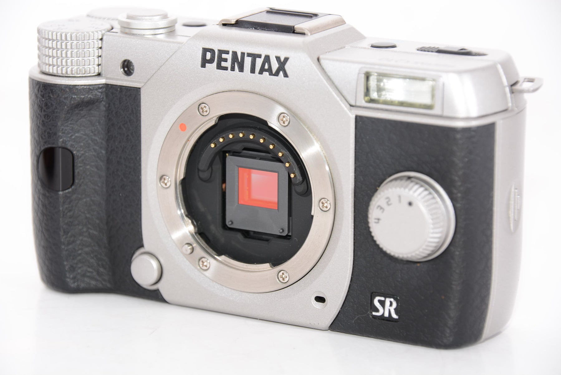 【外観特上級】PENTAX デジタルミラーレス一眼 Q10 ズームレンズキット [標準ズーム 02 STANDARD ZOOM] シルバー Q10  LENSKIT SILVER 12163