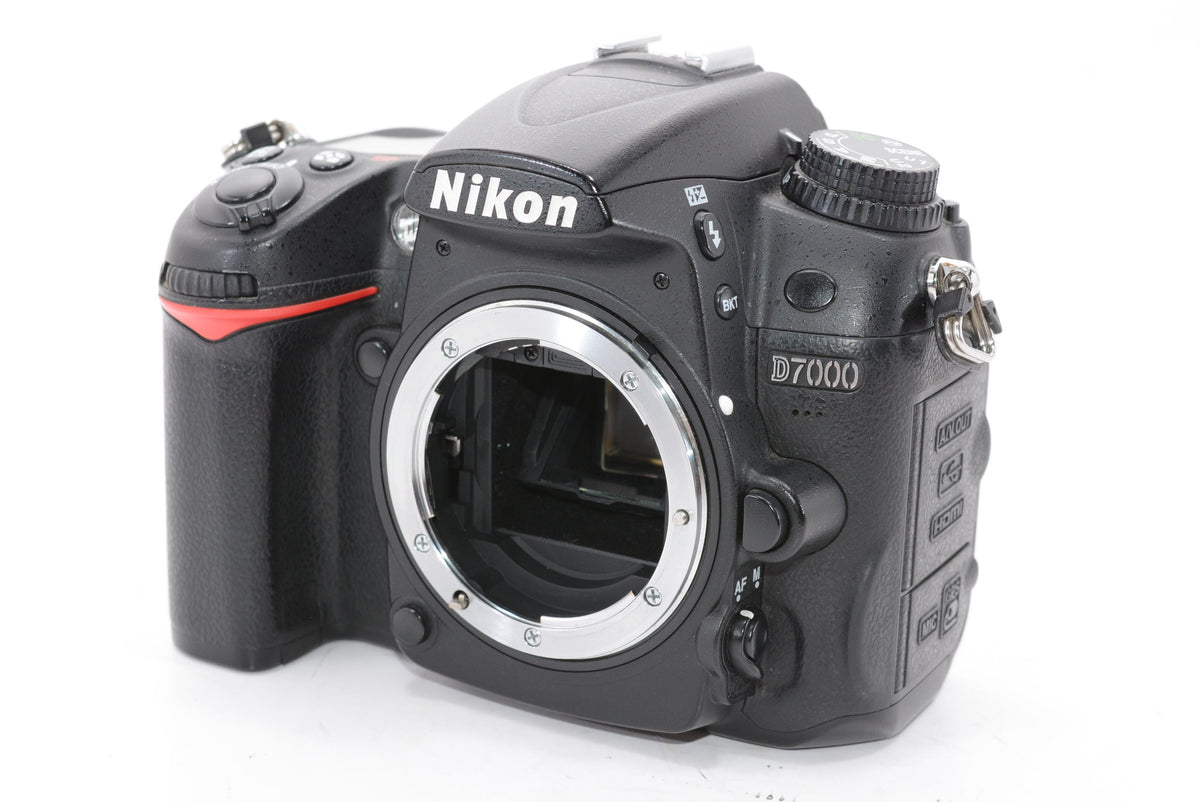 【外観特上級】Nikon デジタル一眼レフカメラ D7000 ボディー