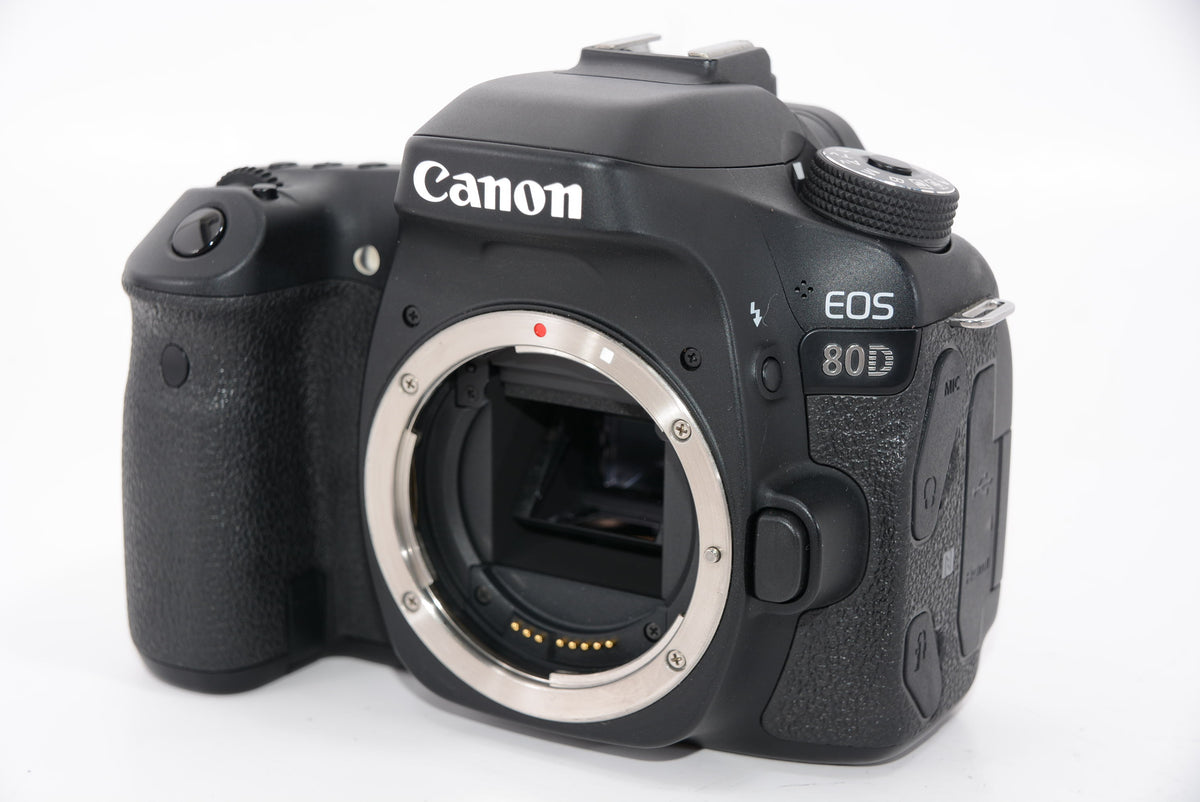 【外観特上級】Canon デジタル一眼レフカメラ EOS 80D ボディ EOS80D