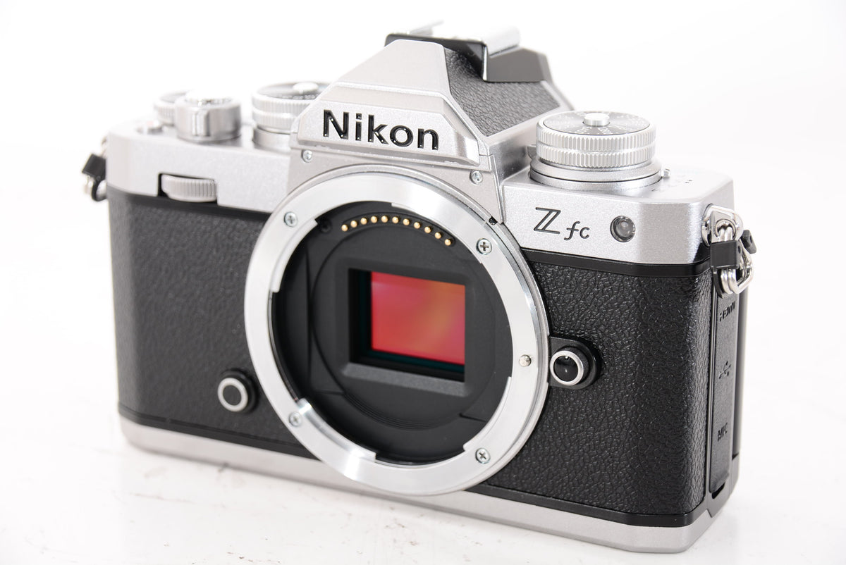 【ほぼ新品】Nikon ミラーレス一眼カメラ Z fc Special Edition キット NIKKOR Z 28mm f/2.8 SE付属 ZfcLK28SE