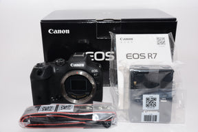 【外観特上級】キヤノン EOS R7 ボディ