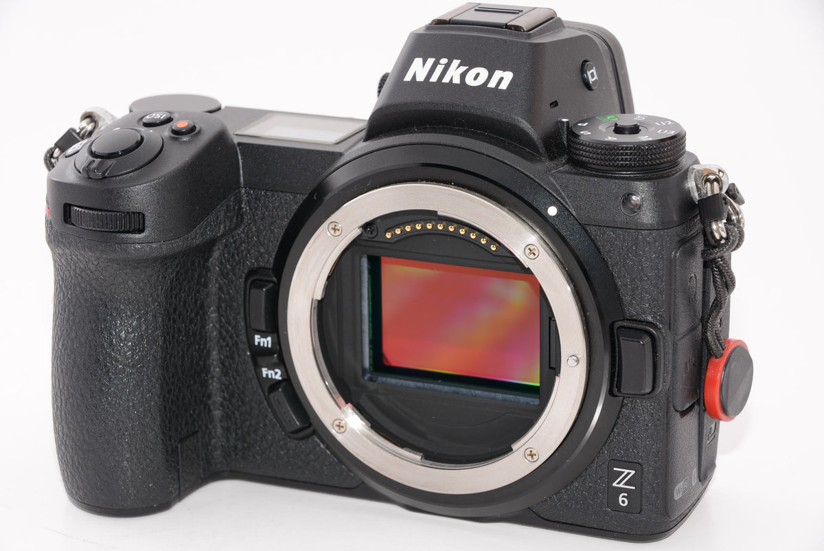 【外観特上級】Nikon ミラーレスカメラ 一眼 Z6 ボディ