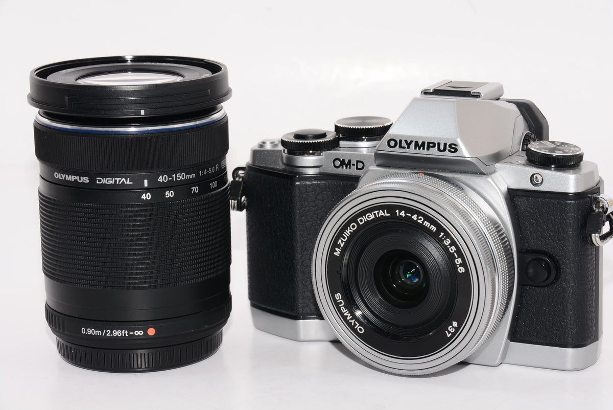 【外観特上級】OLYMPUS OM-D E-M10 ダブルズームキット シルバー ミラーレス一眼 OM-D E-M10 DZKIT SLV