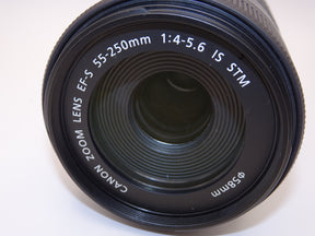 【外観特上級】Canon 望遠ズームレンズ EF-S55-250mm F4-5.6 IS STM APS-C対応 EF-S55-250ISSTM