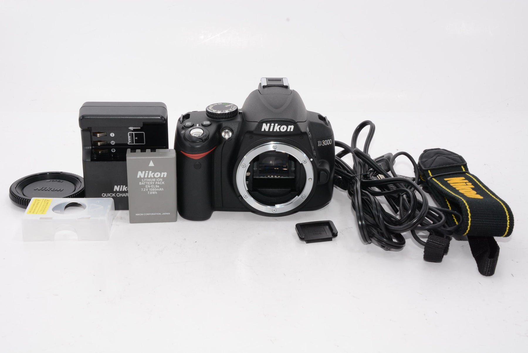 外観特上級】Nikon デジタル一眼レフカメラ D3000 ボディ D3000