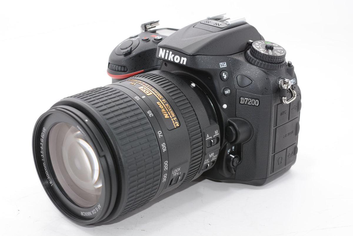 【外観特上級】Nikon デジタル一眼レフカメラ D7200 18-300VR レンズキット D7200LK18-300