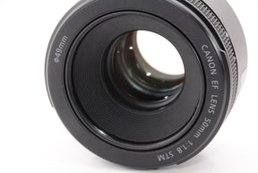 【外観特上級】Canon 単焦点レンズ EF50mm F1.8 STM フルサイズ対応 EF5018STM