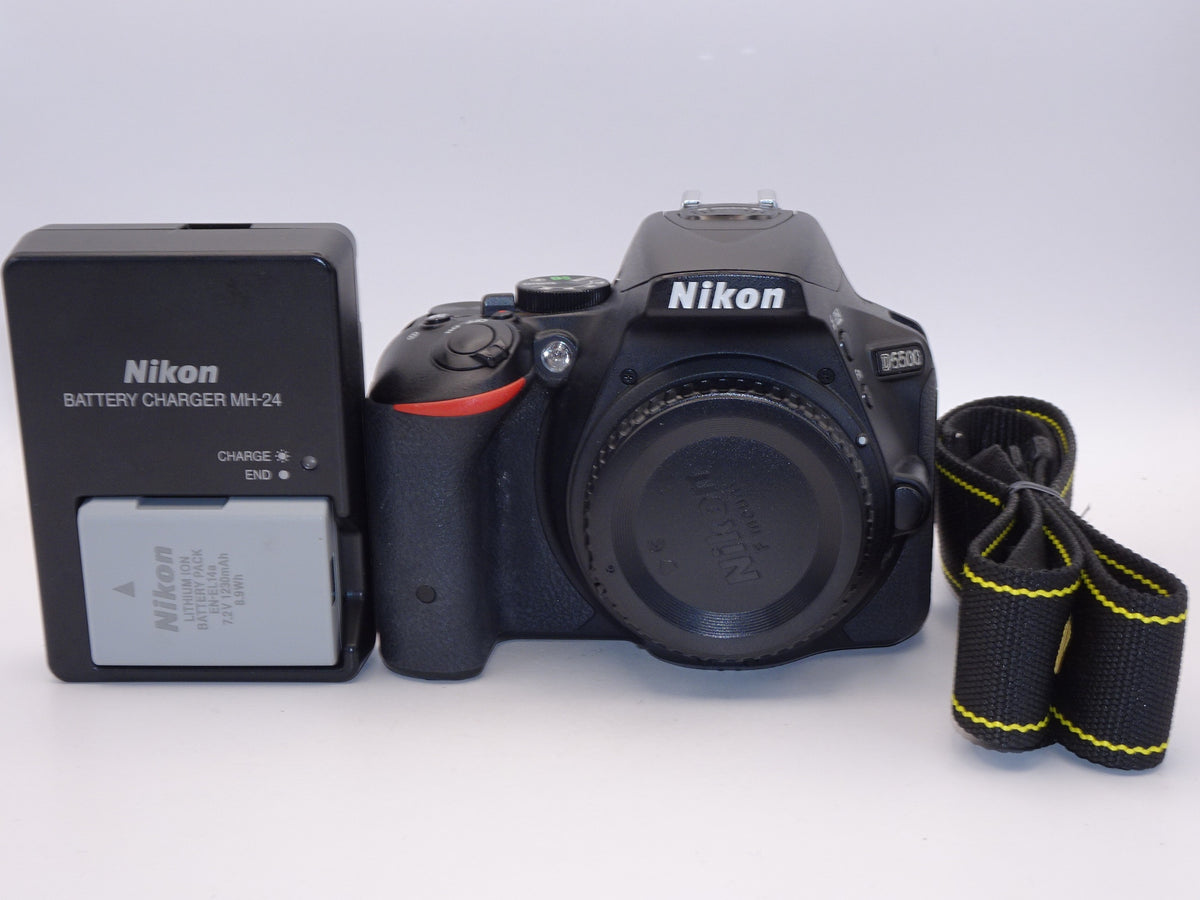 【外観並級】Nikon デジタル一眼レフカメラ D5500 ボディー ブラック 2416万画素 3.2型液晶 タッチパネル D5500BK