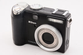 【外観特上級】Nikon デジタルカメラ COOLPIX(クールピクス) P5000 ブラック 1000万画素