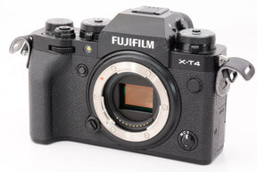 【外観特上級】FUJIFILM ミラーレス一眼カメラ X-T4レンズキット ブラック X-T4LK-1680-B