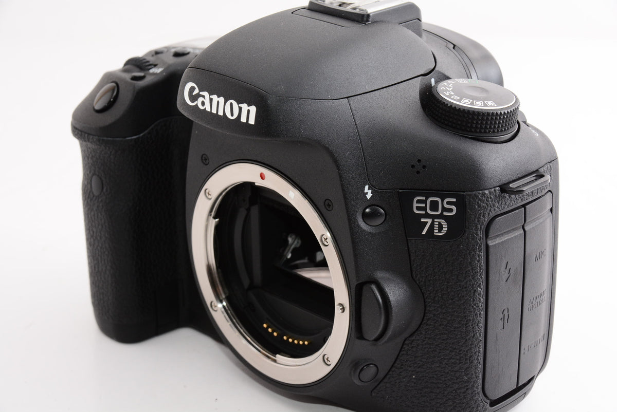 【外観特上級】Canon デジタル一眼レフカメラ EOS 7D ボディ EOS7D