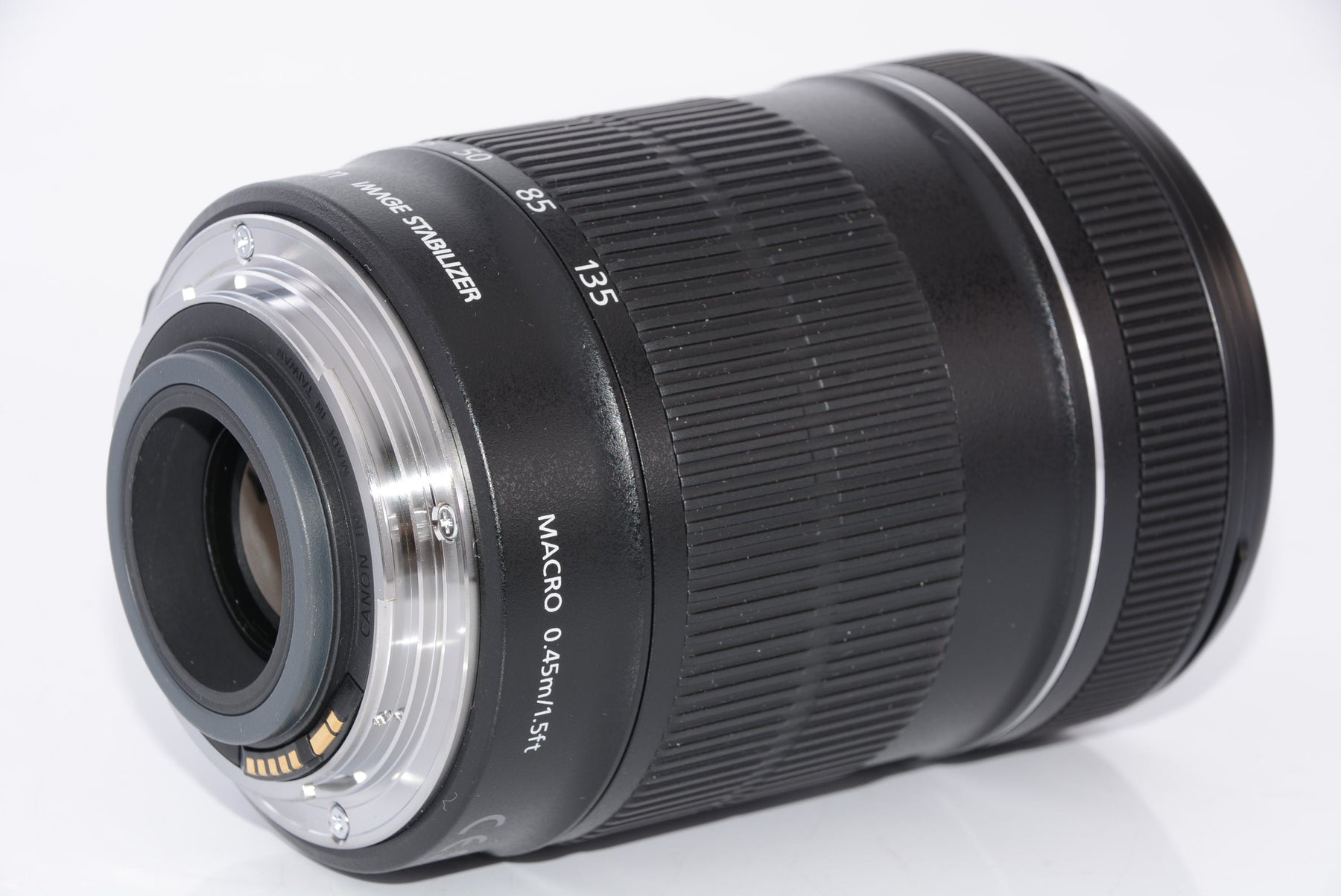 【外観特上級】Canon 標準ズームレンズ EF-S18-135mm F3.5-5.6 IS APS-C対応