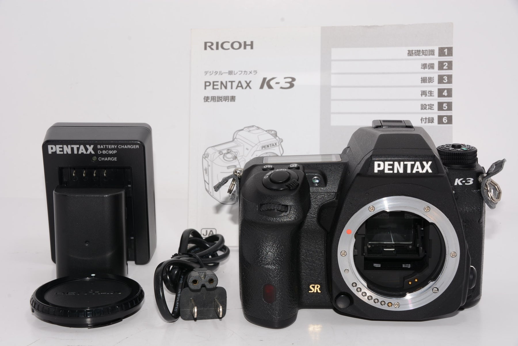 【外観特上級】PENTAX デジタル一眼レフカメラ K-3 ボディ ブラック ローパスセレクタ 最高約8.3コマ/秒・最大約60コマ高速ドライブ -3EV低輝度対応 15532