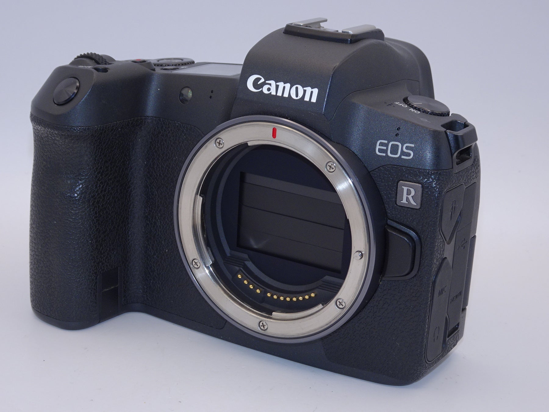 外観特上級】Canon ミラーレス一眼カメラ EOS R ボディー EOSR