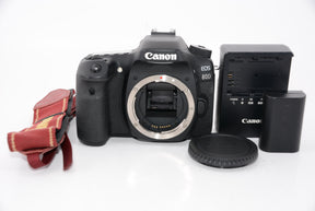 【外観特上級】Canon デジタル一眼レフカメラ EOS 80D ボディ EOS80D