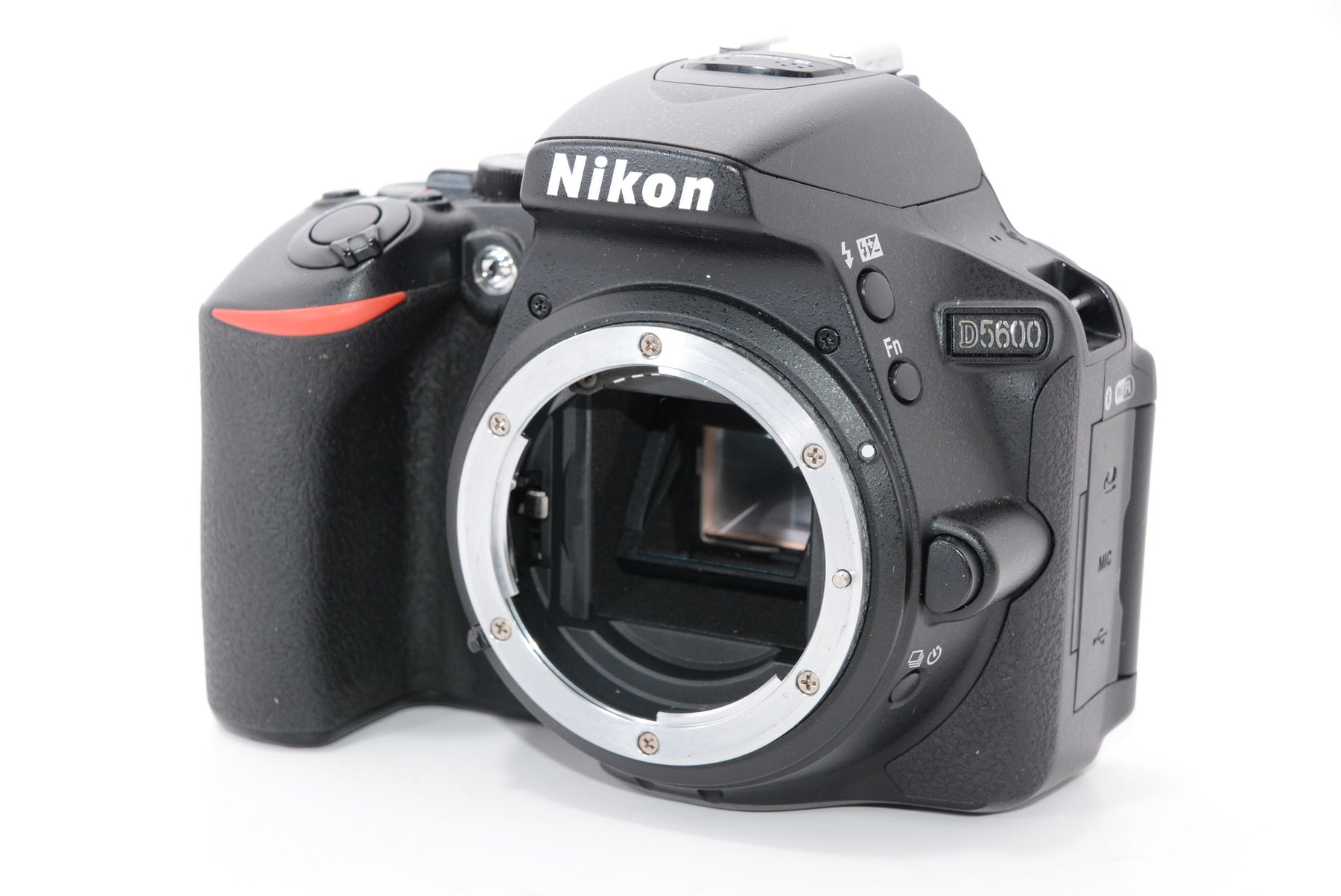 【外観特上級】Nikon デジタル一眼レフカメラ D5600 AF-P 18-55 VR レンズキット ブラック D5600LKBK