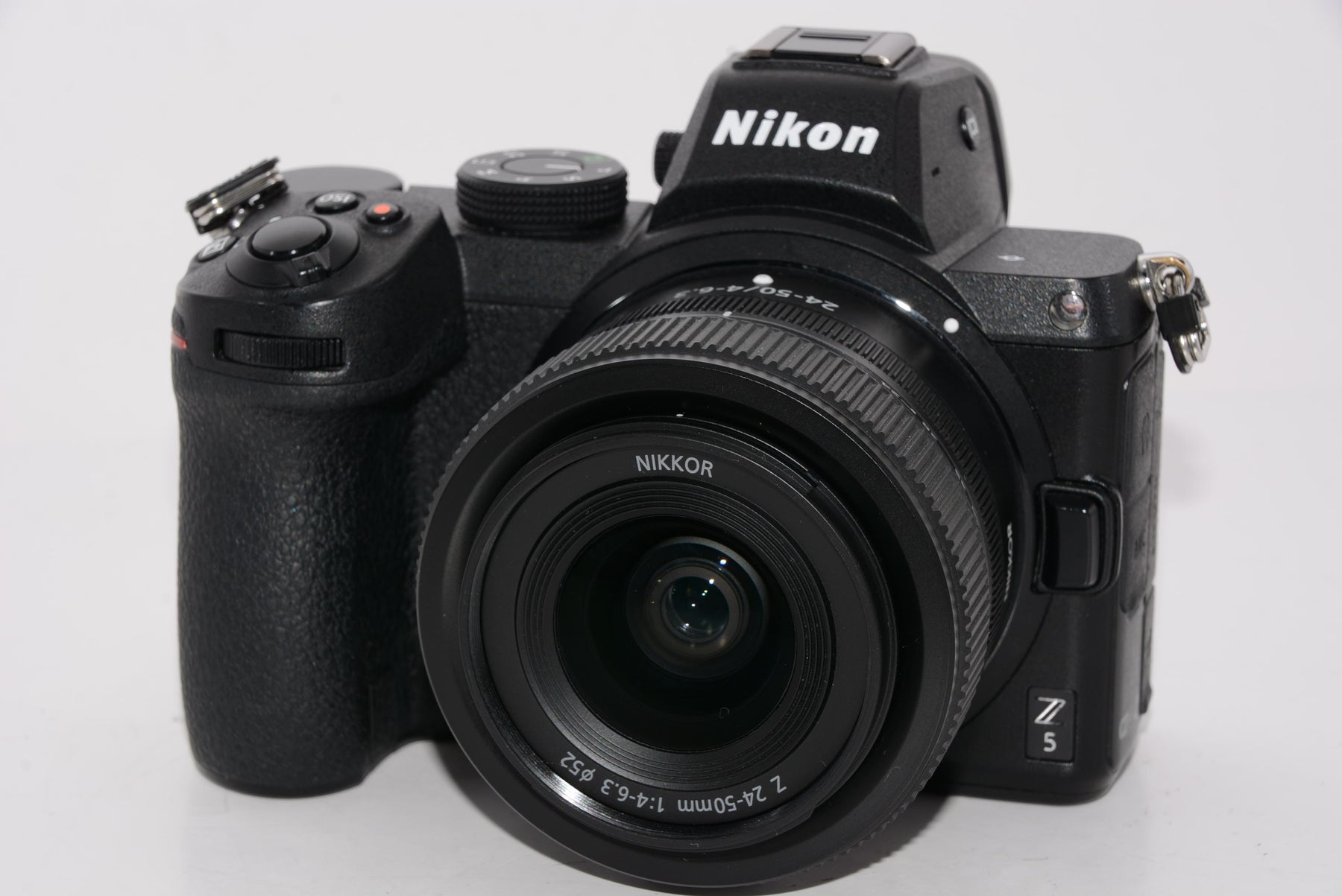 ほぼ新品】Nikon ミラーレス一眼カメラ Z5 レンズキット NIKKOR Z 24