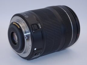【外観並級】Canon 標準ズームレンズ EF-S18-135mm F3.5-5.6 IS STM
