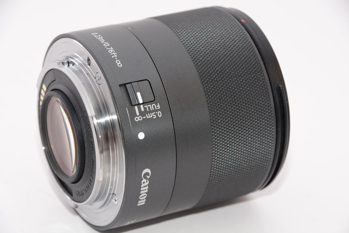 【外観特上級】Canon キヤノン 単焦点レンズ EF-M32mm F1.4 STM ミラーレス一眼対応 ブラック 全長56.5mm EF-M3214STM