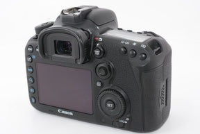 【外観特上級】Canon デジタル一眼レフカメラ EOS 7D Mark IIボディ EOS7DMK2