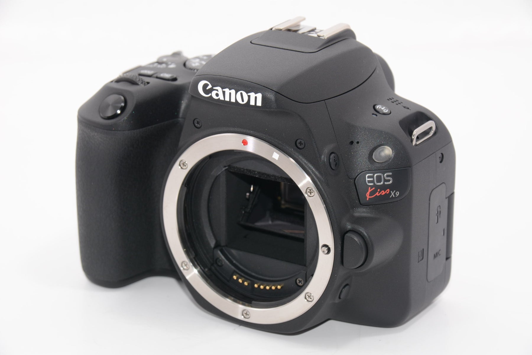 【外観特上級】Canon デジタル一眼レフカメラ「EOS Kiss X9」ダブルズームキット (ブラック) EOSKISSX9BK-WKIT