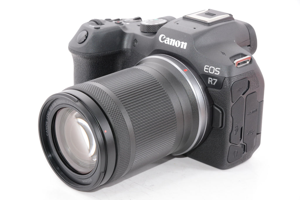 ほぼ新品】Canon (キャノン) ミラーレス一眼カメラ EOS R7 RF-S18