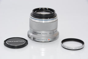 【オススメ】OLYMPUS 単焦点レンズ M.ZUIKO DIGITAL 45mm F1.8 シルバー
