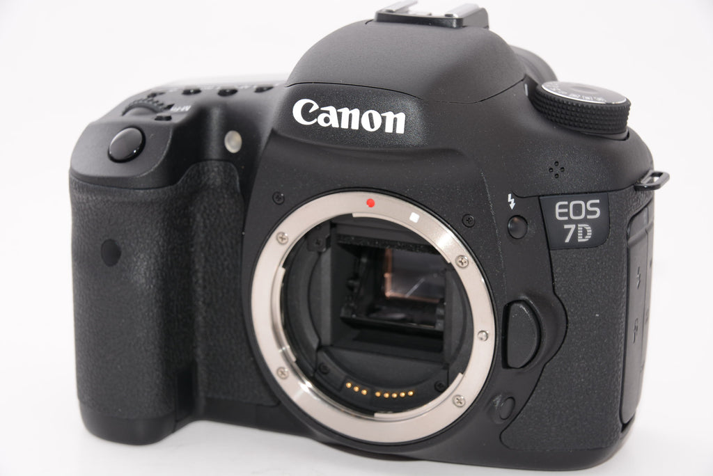 Canon EOS 7D デジタル 一眼レフカメラ 外観特上級】Canon デジタル一眼レフカメラ EOS 7D ボディ EOS7D