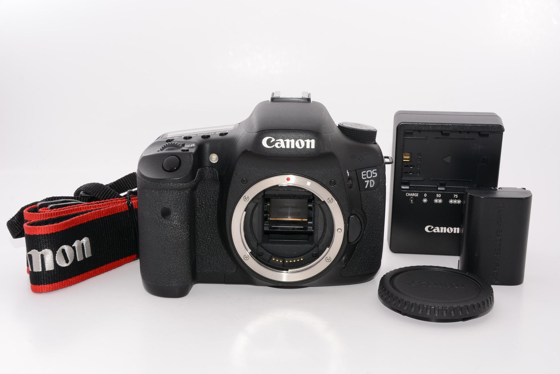 オススメ】Canon デジタル一眼レフカメラ EOS 7D ボディ EOS7D