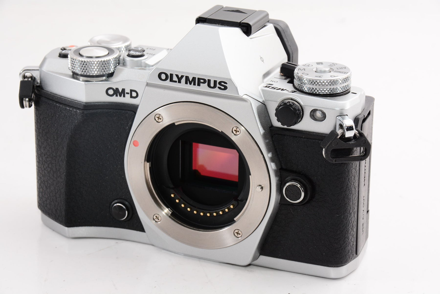 外観特上級】OLYMPUS ミラーレス一眼 OM-D E-M5 MarkII 14-150mm II