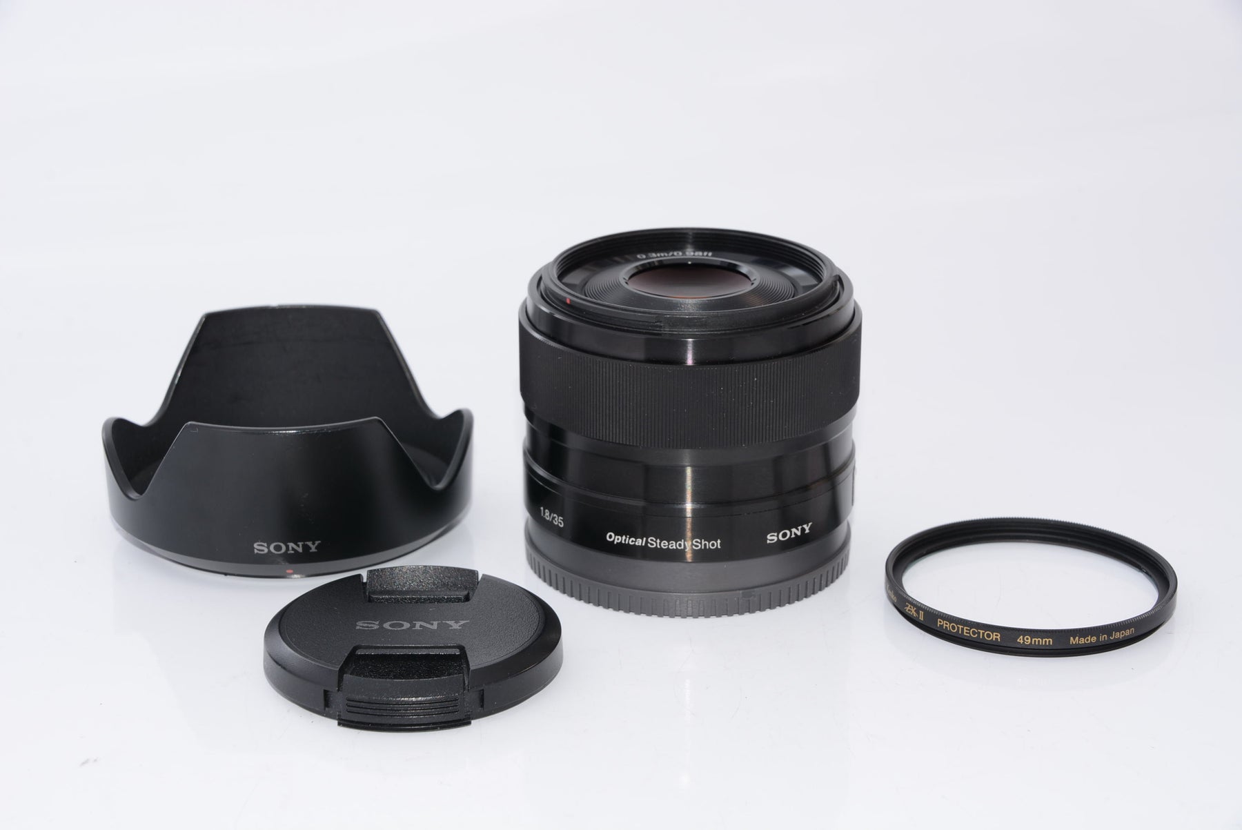 【外観特上級】ソニー SONY 単焦点レンズ E 35mm F1.8 OSS ソニー Eマウント用 APS-C専用 SEL35F18