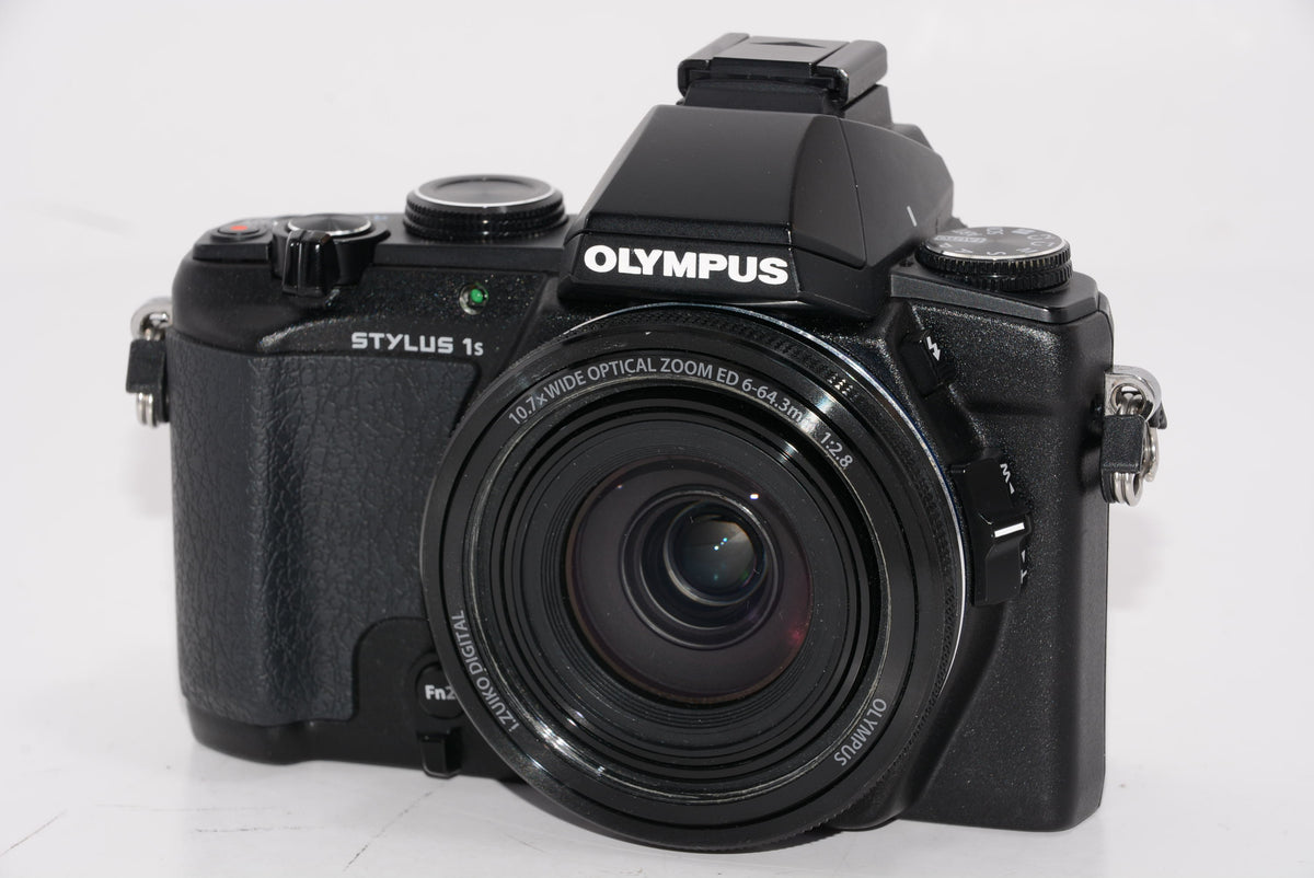 【外観特上級】OLYMPUS デジタルカメラ STYLUS-1S 28-300mm 全域F2.8 光学10.7倍ズーム ブラック STYLUS-1S BLK