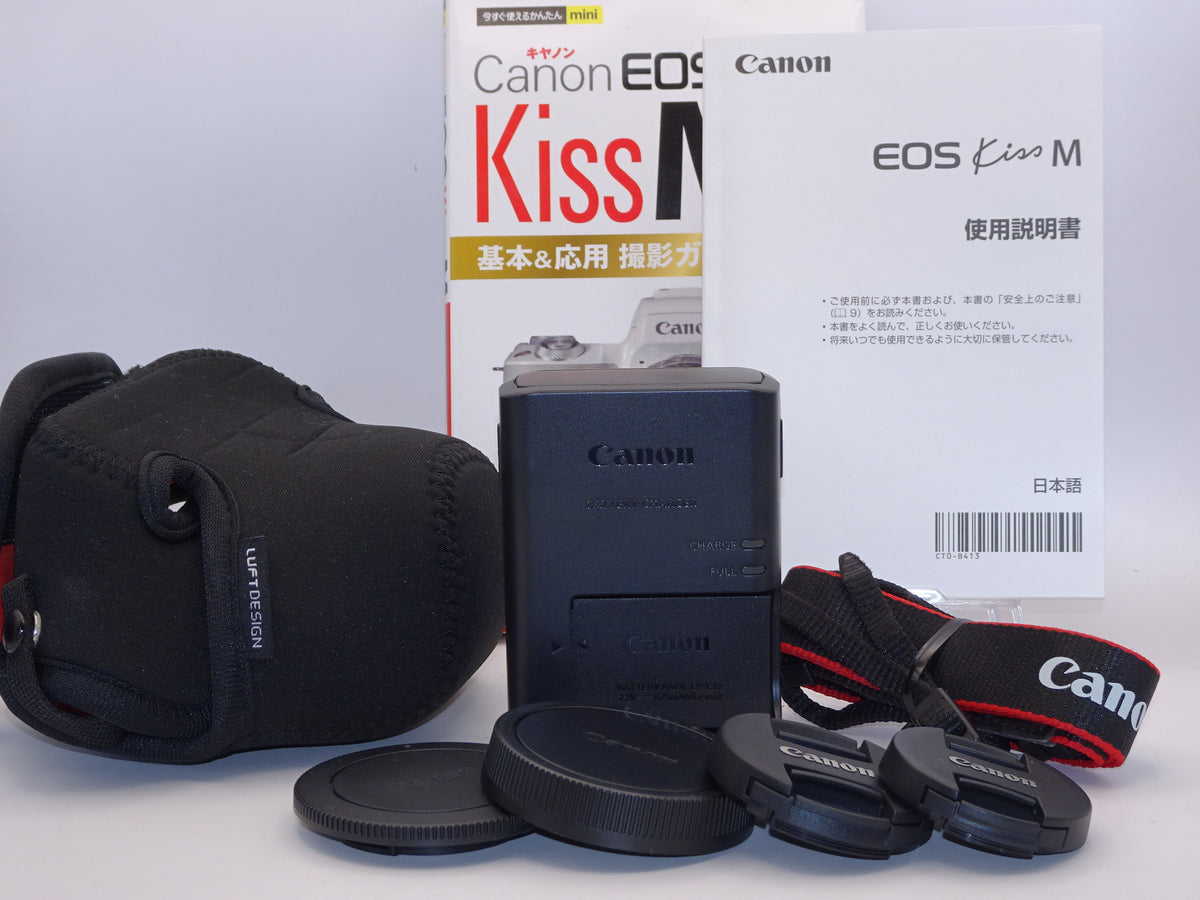 【外観特上級】Canon ミラーレス一眼カメラ EOS Kiss M ダブルレンズキット ブラック EOSKISSMBK-WLK