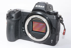 【外観特上級】Nikon ミラーレスカメラ 一眼 Z6 ボディ