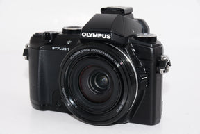 【外観特上級】OLYMPUS デジタルカメラ STYLUS 1 28-300mm 全域F2.8 光学10.7倍ズーム ブラック STYLUS-1 BLK