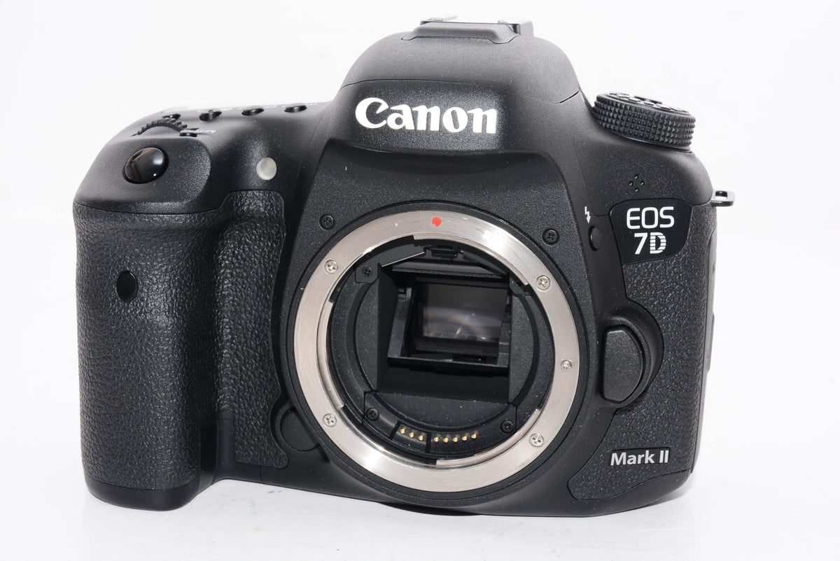 【外観特上級】Canon デジタル一眼レフカメラ EOS 7D Mark IIボディ EOS7DMK2